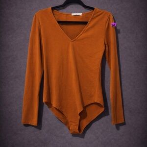 V-Neck Long Sleeve Bodysuit - Brown